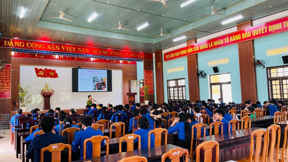 Tổ chức tuyên truyền phòng cháy chữa cháy và cứu nạn cứu hộ cho đoàn viên, thanh thiếu niên năm 2024