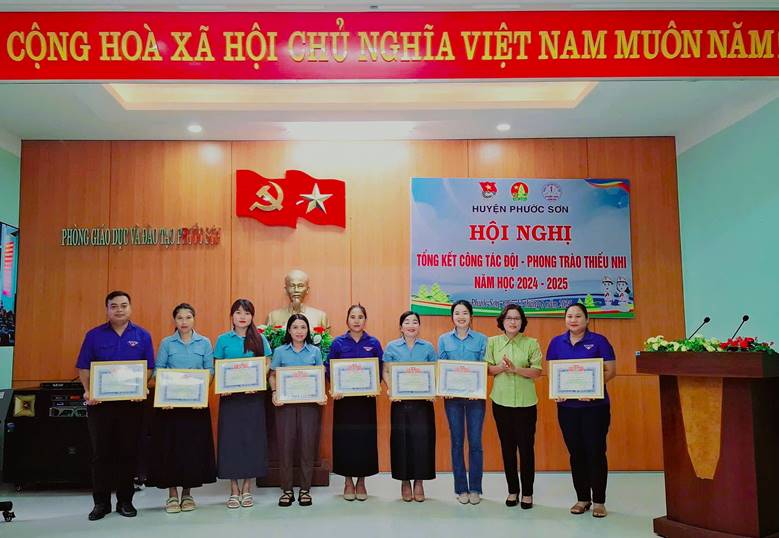 Phối hợp đảm bảo chế độ chính sách cho Giáo viên làm Tổng phụ trách Đội